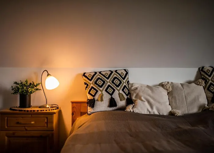 Nemcsuri Vendeghaz Somlo