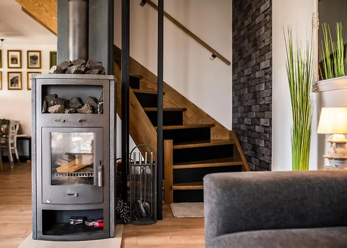 Nemcsuri Vendeghaz Somlo *